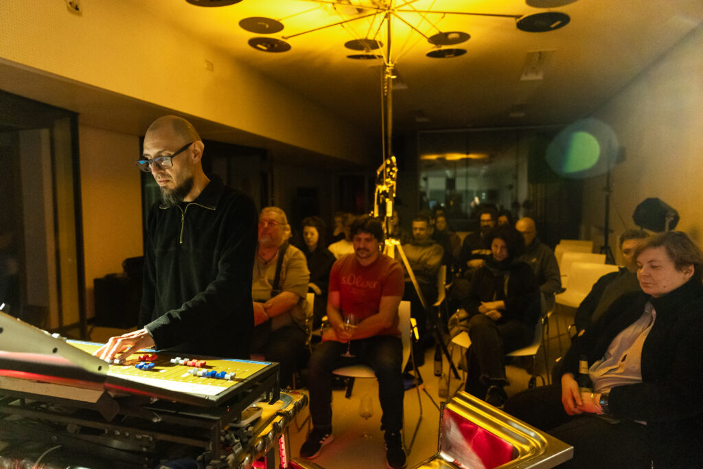 Enrique Mendoza performing aural allure using multichannel spatial diffusion