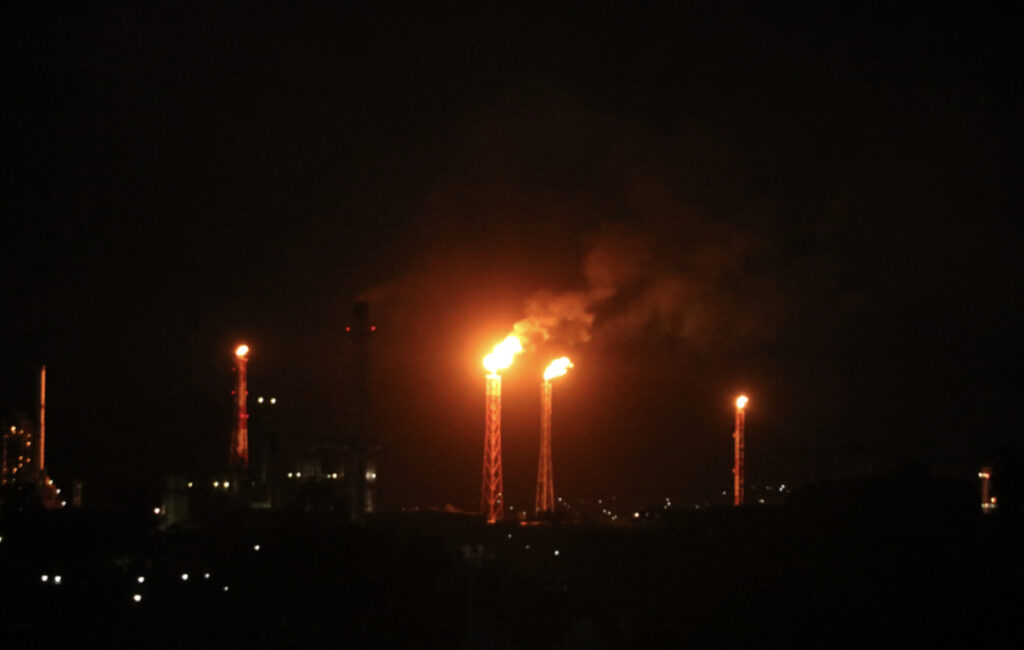 Volverse Negro, site-specific interdisciplinary performance by Teatro Ojo, 2020