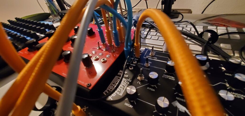 Amok, photo of synth setup, Enrique Mendoza